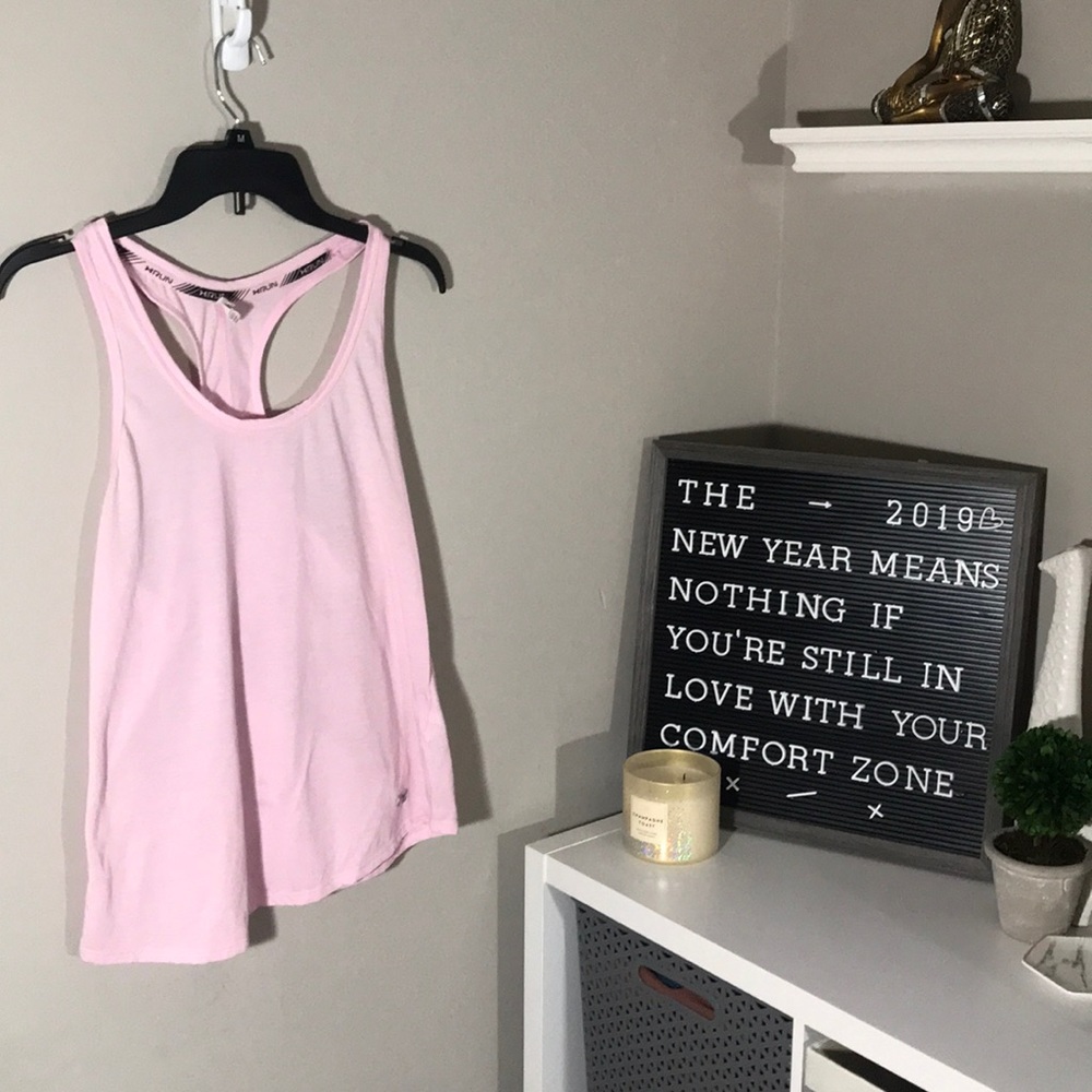 Light pink under armour razor back